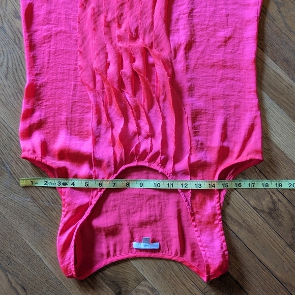 Gap Small Florescent Pink Tank Top Blouse w/ Frayed Accent - Picture 9 of 9